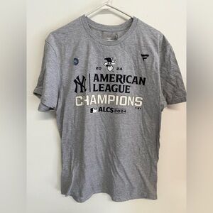 Fanatics New York Yankees 2024 American League Champions Locker Shirt Gray LG